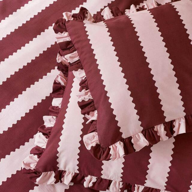 Rackhams Birdie Ruffles Striped Pillowcase - Burgundy/Bloom - 50cm x 75cm - Burgundy/Bloom - 60% Cotton/40% Polyester