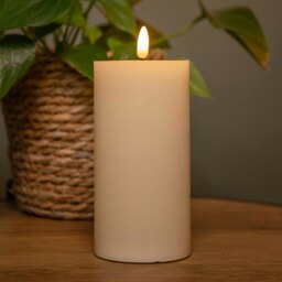 Rackhams 7.5cm x 15cm Cream Wax Melted Pool Effect Candle with Timer Function and Warm White LED