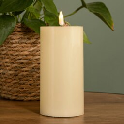 Rackhams 7.5cm x 15cm Cream Wax Melted Pool Effect Candle with Timer Function and Warm White LED - thumbnail 3