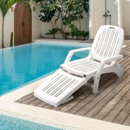 Rackhams 73.5cm W Outdoor Folding Lounge Chair Recliner with Wheels - White