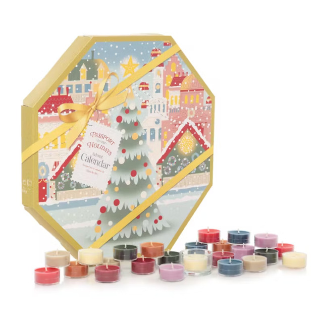 Rackhams Advent Calendar - 24 Tea Lights & 1 Tea Light Holder - Passport to the Holidays