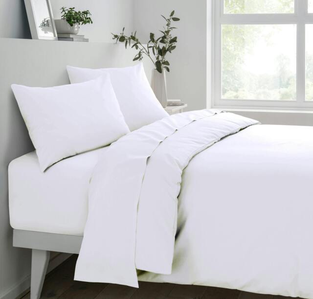Rackhams Deluxe Fitted Bedsheet or Pillowcase - White - Double (135cm x 190cm) + 25cm Deep
