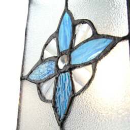 Rackhams Traditional Clear Glass Tiffany Style Pendant Light Shade with Teal Panels - thumbnail 4
