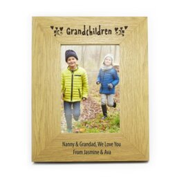 Rackhams Personalised Oak Finish 6x4 Grandchildren Photo Frame - thumbnail 4