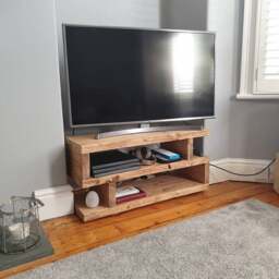 Rackhams TV Stand - S Shape - Length 220cm - Whiskey - thumbnail 3