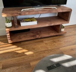 Rackhams TV Stand - S Shape - Length 220cm - Whiskey - thumbnail 4