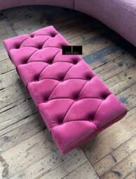 Rackhams Claret Chesterfield Footstool - Long Maroon Upholstered Ottoman Bench (Non-Storage) - 43 x 43 Inches (110 x 110cm) - thumbnail 5