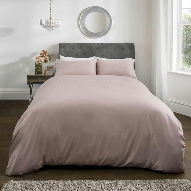 Rackhams Luxury Hotel Quality Diamonte Embellished Duvet Cover with Pillowcases - Blush - Double (200cm x 200cm) - image 1