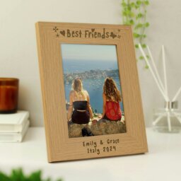 Rackhams Personalised Best Friends 5x7 Oak Finish Photo Frame - thumbnail 4