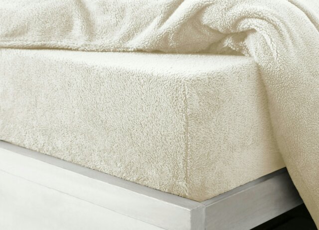 Rackhams Teddy Fleece Warm and Cosy Fitted Sheet - Cream - King - image 1