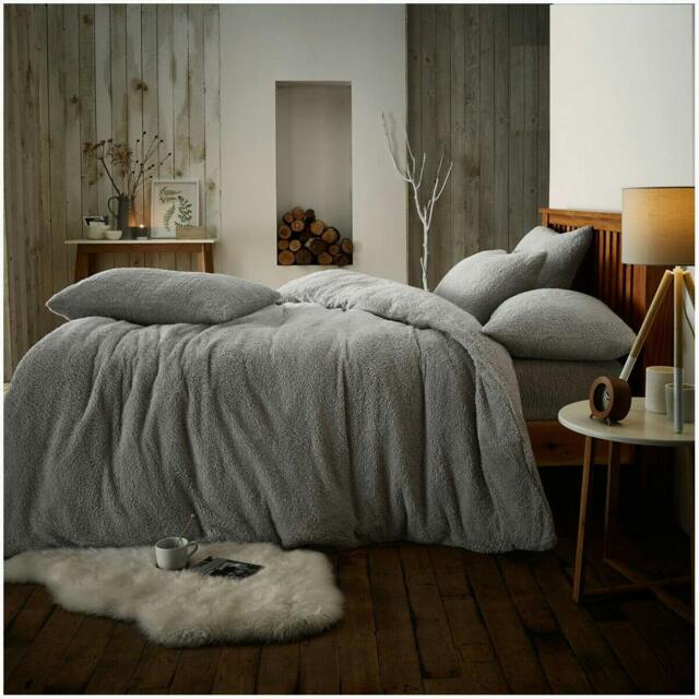 Rackhams Teddy Plain Duvet Cover and Pillowcase Set - Silver - King (220cm x 235cm)