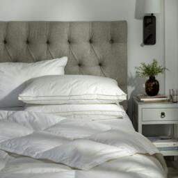 Rackhams 90% Hungarian Goose Down Duvets - Double - Summer Warmth (4.5 Tog) - thumbnail 1
