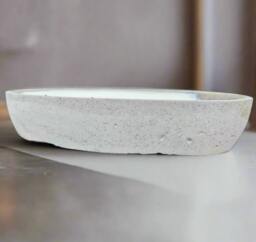 Rackhams Multi Wick Concrete Oval Loaf Bowl Candle - *imperfect* Zen (Cassis Rose Green Tea) - thumbnail 4