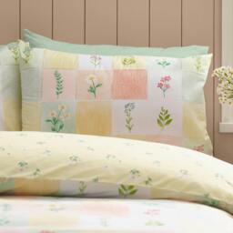 Rackhams Daisy Patchwork Reversible Duvet Cover Set Yellow - Double - Yellow - thumbnail 3