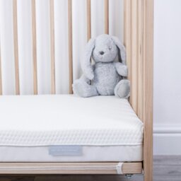 Rackhams Tiny Dreamer™ - Premium Foam Cot Bed Mattress (140x 70cm) - Mattress Only - thumbnail 4