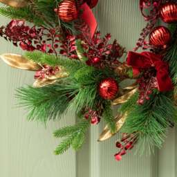 Rackhams 38cm Ruby Velvet Christmas Wreath with Red Baubles, Berries & Bows - thumbnail 6