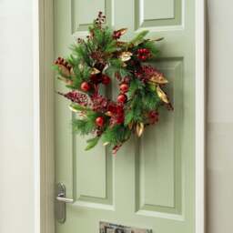 Rackhams 38cm Ruby Velvet Christmas Wreath with Red Baubles, Berries & Bows - thumbnail 5