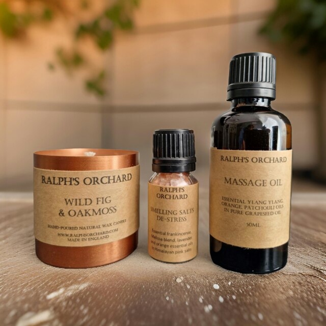 Rackhams Destress Gift Set - Candle, Massage Oil & Smelling Salts - image 1