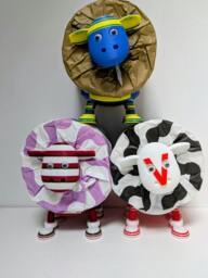 Rackhams Leeds Rhinos Fun Toilet Roll Holder – SuperSheep - thumbnail 2
