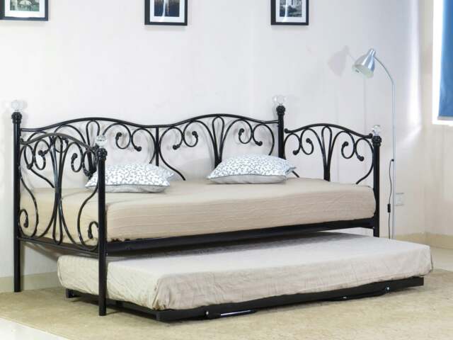 Rackhams Christina Metal Day Bed - Transform Your Space with Versatile Elegance - Black - 2ft6 - No - image 1