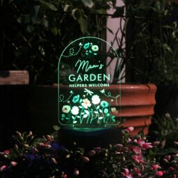 Rackhams Personalised Flower Garden Outdoor Solar Light - thumbnail 4