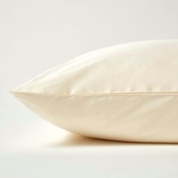 Rackhams Organic 400 TC Egyptian Cotton Sateen Housewife Pillowcase, Standard Size - Cream - thumbnail 3