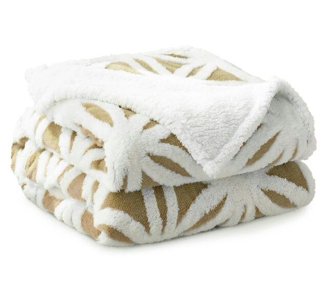 Rackhams Orbit Tufted Sherpa Reverse Throw - 127cm x 152cm - Cream - image 1