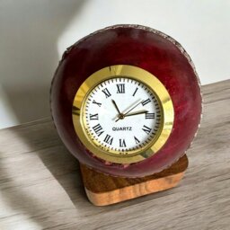 Rackhams - Quartz Cricket Ball Clock - Unique Sporting Design - Durable Leather & Brass - Precise Timekeeping - Red, One Size, Wood - thumbnail 6