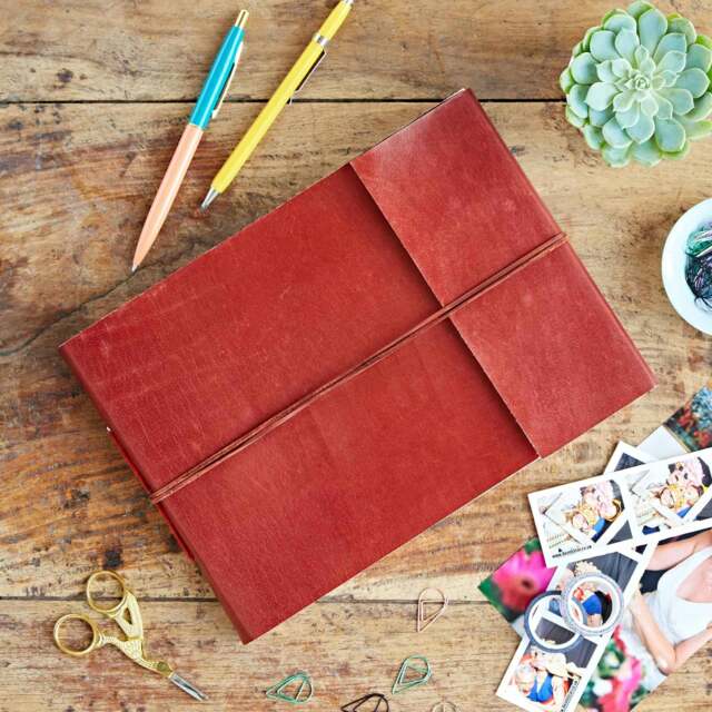 Rackhams Distressed Leather Photo Album - Medium - image 1