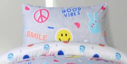 Rackhams Luxury Super Soft Reversible Fun Graffiti Duvet Set & Pillowcases - Single (135cm x 200cm) - thumbnail 3