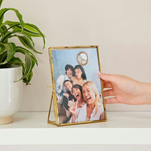 Rackhams 7″ x 5″ Hiya Recycled Glass and Gold Metal Photo Frame - Glass - image 1