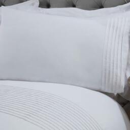 Rackhams Polycotton Pintuck Duvet Cover With Pillowcases - White - Super King (220cm x 260cm) - thumbnail 2