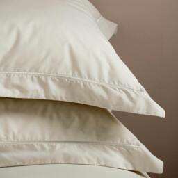 Rackhams Natural 200 Thread Count Egyptian Cotton Duvet Cover - Super King - thumbnail 2