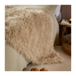 Rackhams Rowan Faux Fur Throw - Natural - 130cm x 175cm - Natural - 100% Polyester - thumbnail 3