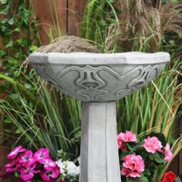 Rackhams Stunning Art Deco Garden Birdbath - thumbnail 3