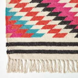 Rackhams Manila Handwoven Diamond Kilim Wool Rug - 90 x 150 cm - thumbnail 4