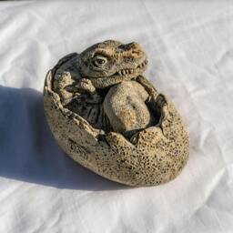 Rackhams Small Stone Cast Tyrannosaurus Garden Sculpture Dinosaur Animal Statue - thumbnail 2
