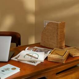 Rackhams Rattan File Holder - Magazine Holder and a4 document - Dark Brown - thumbnail 3