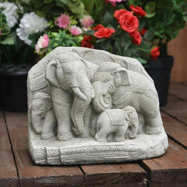 Rackhams Stunning Elephant Family Garden Ornament - image 1