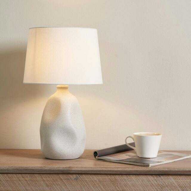 Rackhams Sanders Cream Table Lamp - image 1