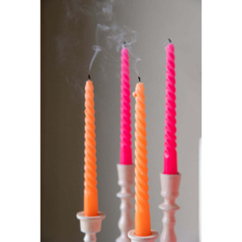 Set of 4 Twisted Dinner Candles in Hot Pink & Orange - thumbnail 3