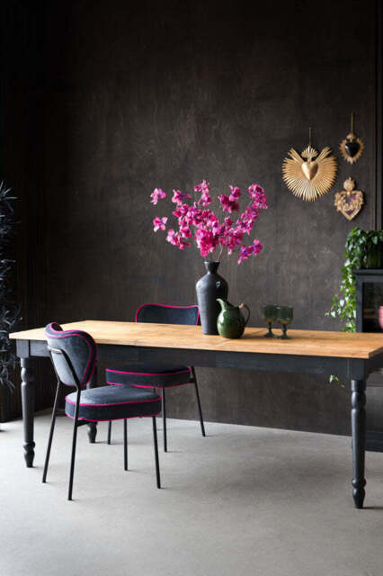 Apothecary Extendable Dining Table - Seats 6-8 People - image 1