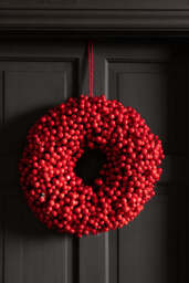 Red Berry Christmas Wreath - thumbnail 5