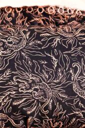 Black & Pink Tiger Cushion With Pretty Scalloped Edge - Cover - thumbnail 5