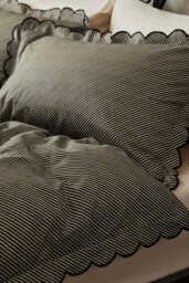 Black Pencil Stripe Scalloped Edge Bedding Set - Available in 4 Sizes - thumbnail 3