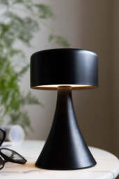 Battery-Powered Cordless Table Lamp In Black - thumbnail 1