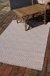 Pink Diamond Indoor/Outdoor Garden Rug - 3 Sizes Available - thumbnail 1