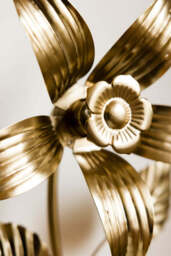 Gold Flower Wall Light - thumbnail 4
