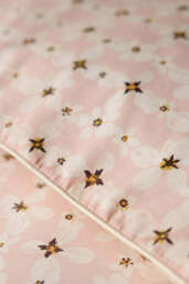 Blush Pink Daisy Bedding Set with Piped Edge - Available in 4 Sizes - thumbnail 4