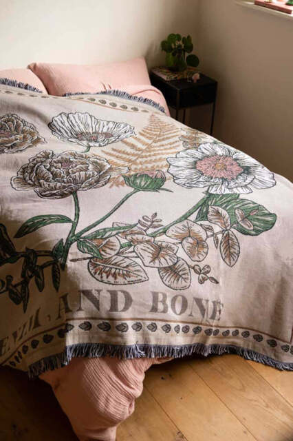 Denim & Bone Scandi White Woven Cotton Throw - image 1